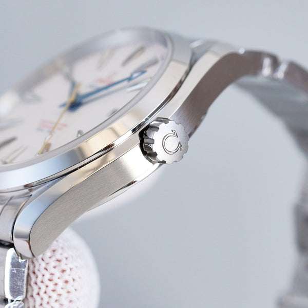 SEAMASTER AQUA TERRA 150M CO-AXIAL WHITE DIAL BLUE HAND