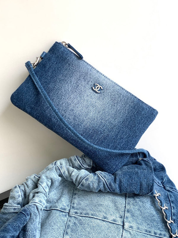 CC HOBO 39CM DENIM SILVER HARDWARE