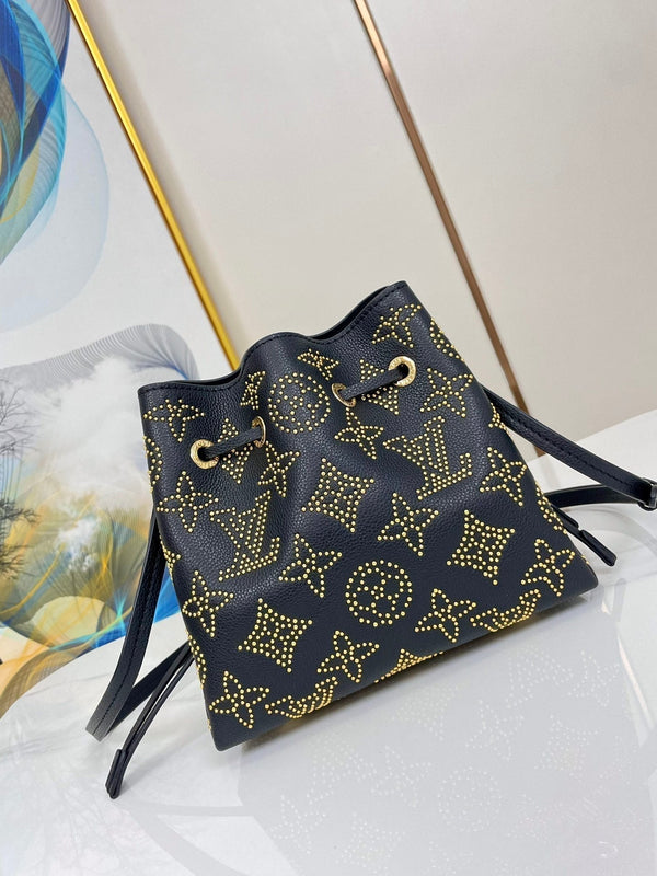 BELLA 19 BLACK MAHINA CALFSKIN