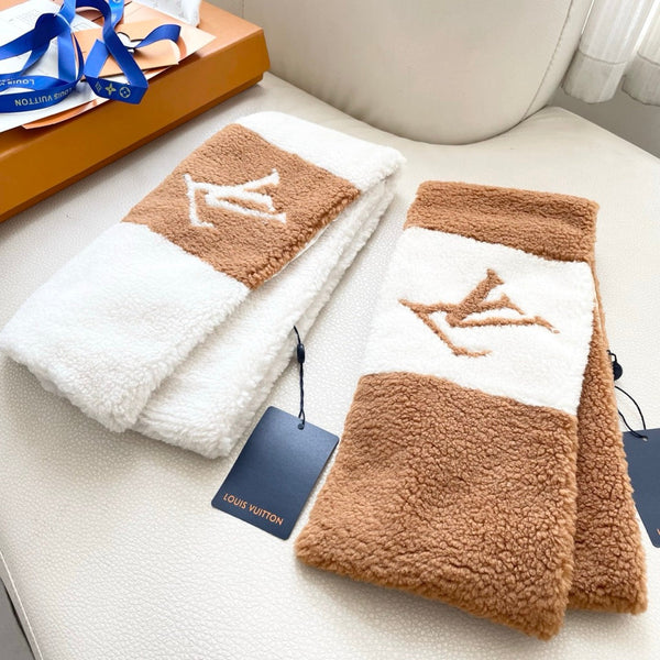 LV Shearling Teddy Scarf 839753