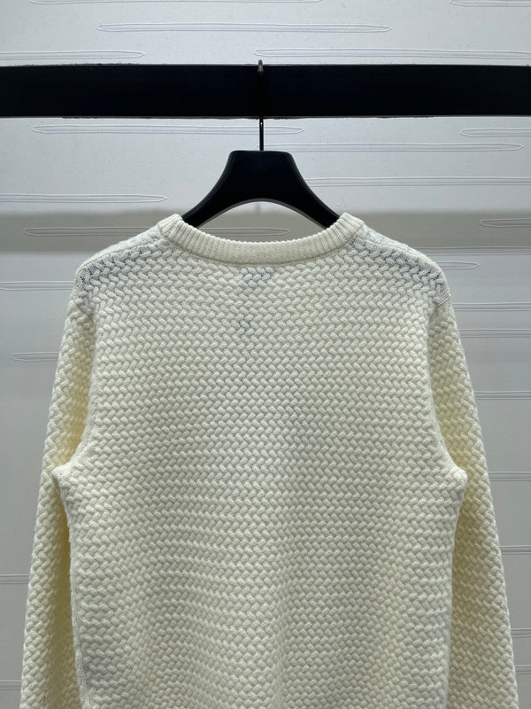 CHANEL 26 LOGO KNIT WHITE SWEATER 335409