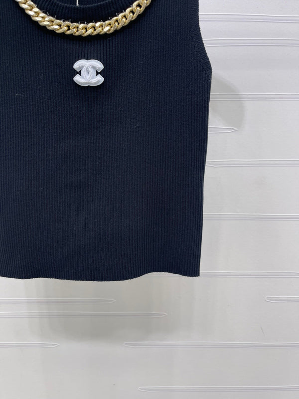 CHANEL 26 CHAIN KNIT VEST WHITE WOOL 335390