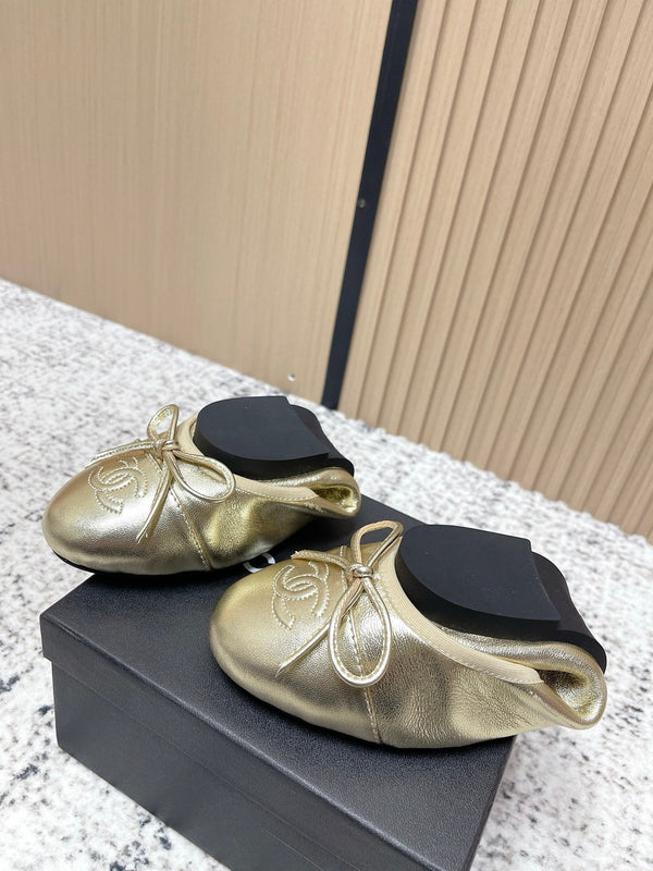 Chanel 26SS Ballet Flats Shoes Gold Metallic in Lambskin 591393