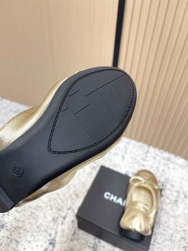 Chanel 26SS Ballet Flats Shoes Gold Metallic in Lambskin 591393