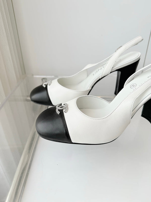 Chanel 26 High Heels Black White 90 in Lambskin 597387