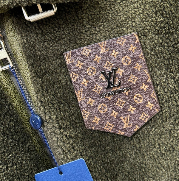 Louis Vuitton Shearling/Fur Coat 494014