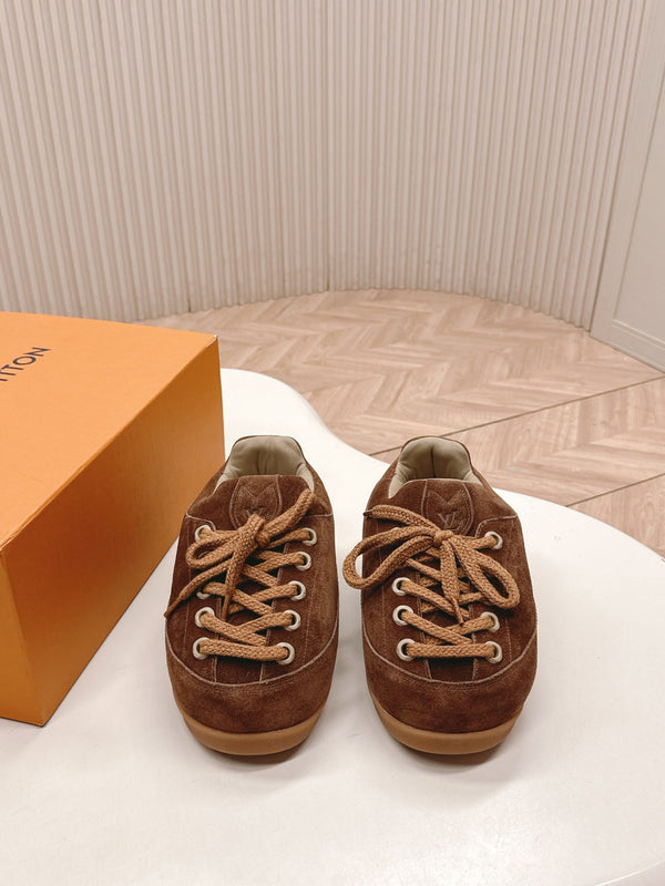 LV x Nigo Collaboration Lace-up Yeti Sneakers Brown in Suede 600797