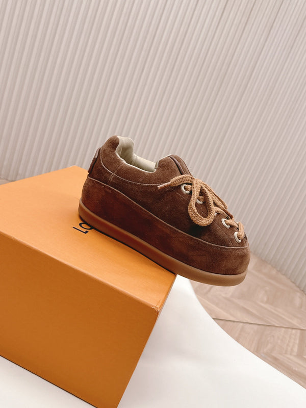 LV x Nigo Collaboration Lace-up Yeti Sneakers Brown in Suede 600797