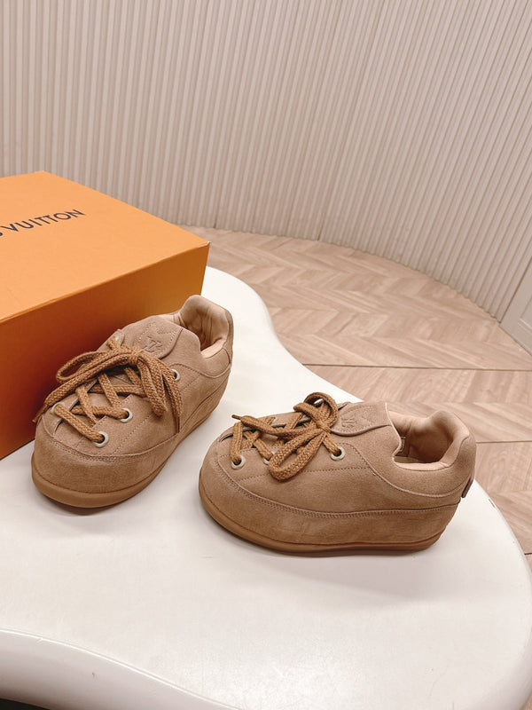 LV x Nigo Collaboration Lace-up Yeti Sneakers Light Brown in Suede 600798