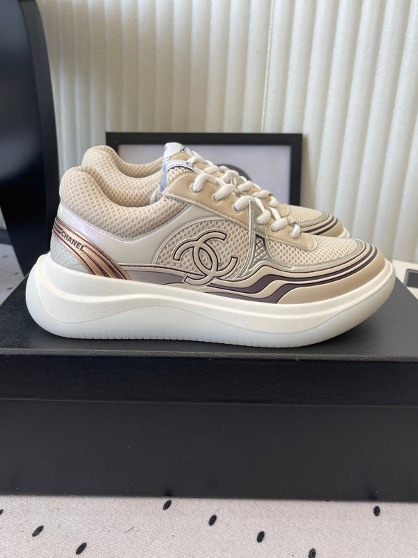 CC Sneaker Beige in Cowhide 611667