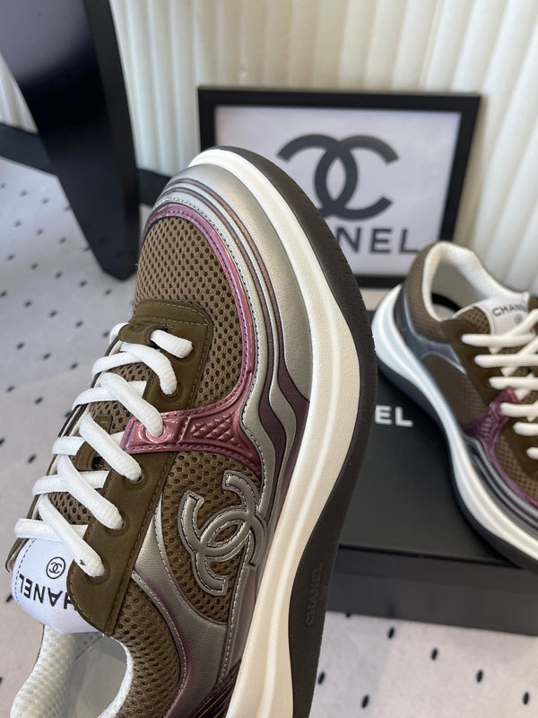 CC Sneaker Brown Metallic Silver in Cowhide 611662