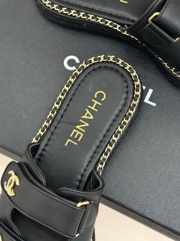Chanel 26C Chain Double C Buckle Slippers Black Cowhide 615788