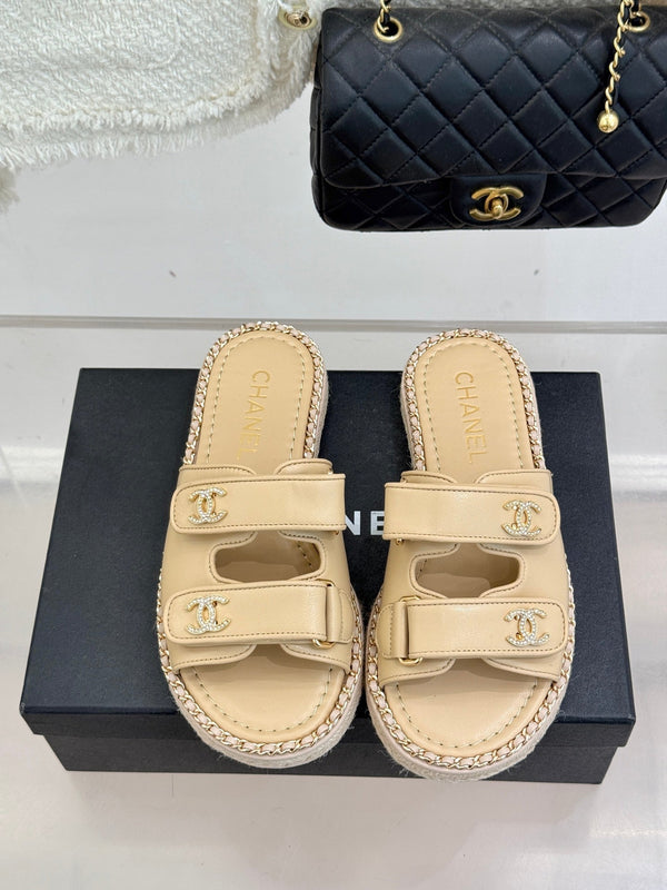 Chanel 26C Chain Double C Buckle Slippers Beige Cowhide 615786