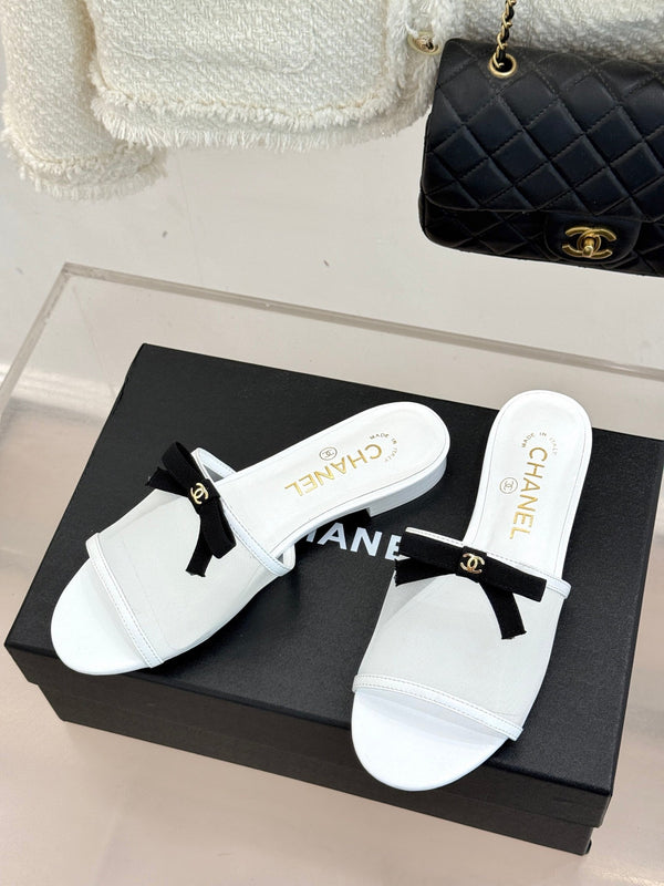 Chanel 26C Double C Bow Slippers White in Mesh 615709
