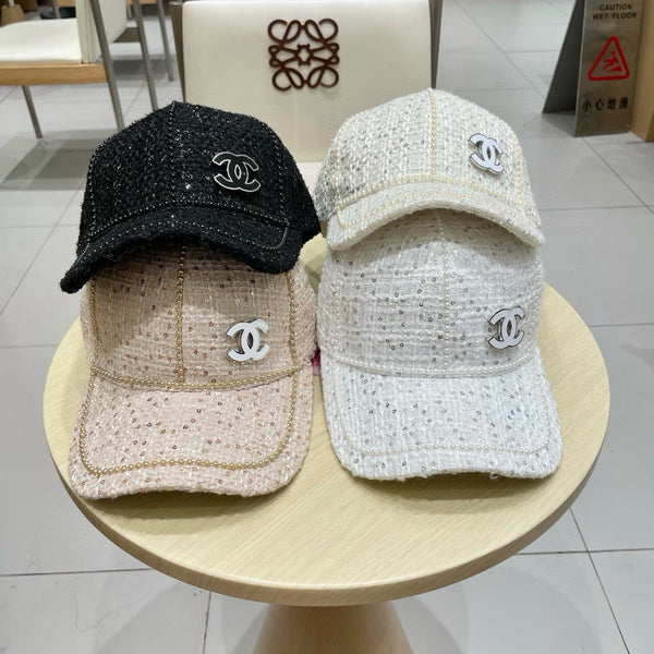 Chanel Baseball Cap With Heavy Pearl White in Cloth 192121