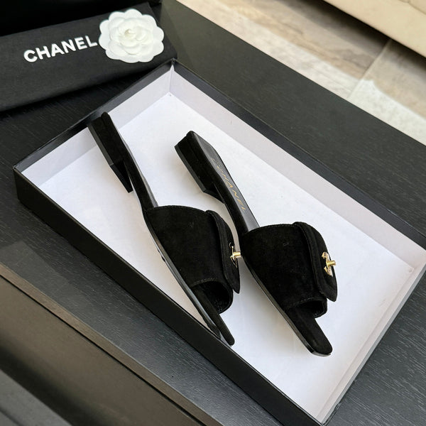 Chanel 26C Double C Buckle Square Toe Slippers Black in Suede 673024