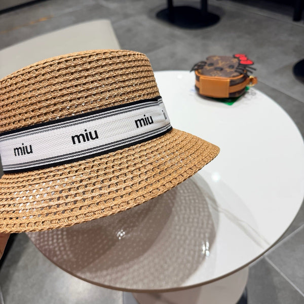 Miumiu Bucket Hat Camel White in Straw 205584