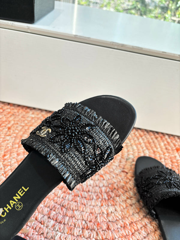 Chanel Bouclé Sandal Black in Fabric Sheepskin 685949