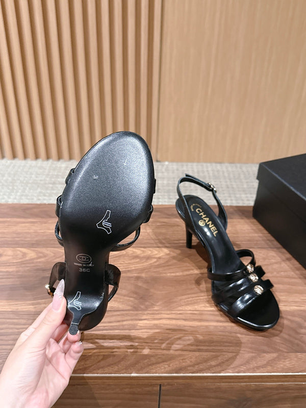 CC 26SS Strappy High-Heeled 85 Sandals Black in Cowhide 692564