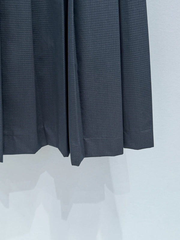 Miu Miu 26 Pleated Midi Skirt Black in Cotton 253546