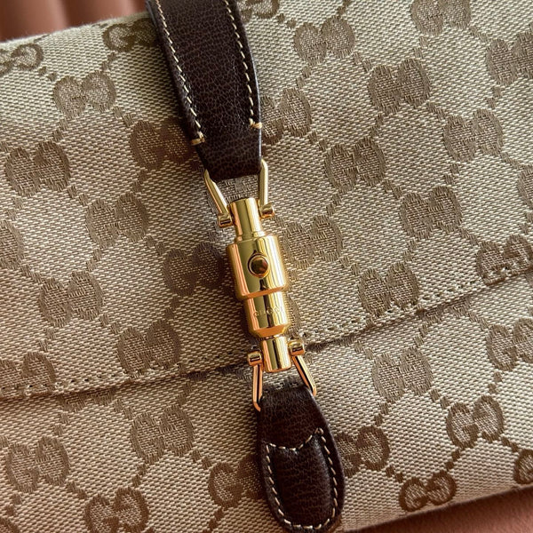 Gucci Aperitivo Medium 26 Shoulder Bag Brown in GG Canvas 284944