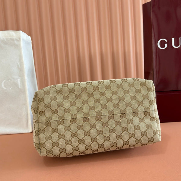 Gucci 26 Coach Shay Crossbody Bag 33 Brown in Canvas 284967
