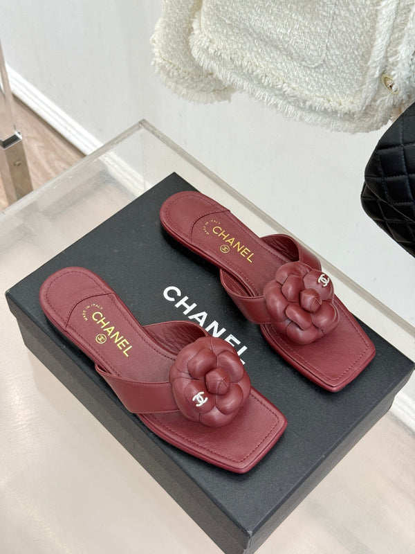Chanel 26 Camellia Flip-Flops Burgundy in Cowhide 706388
