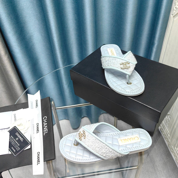 Chanel 26P Flip-Flops Light Blue in Woven 712313