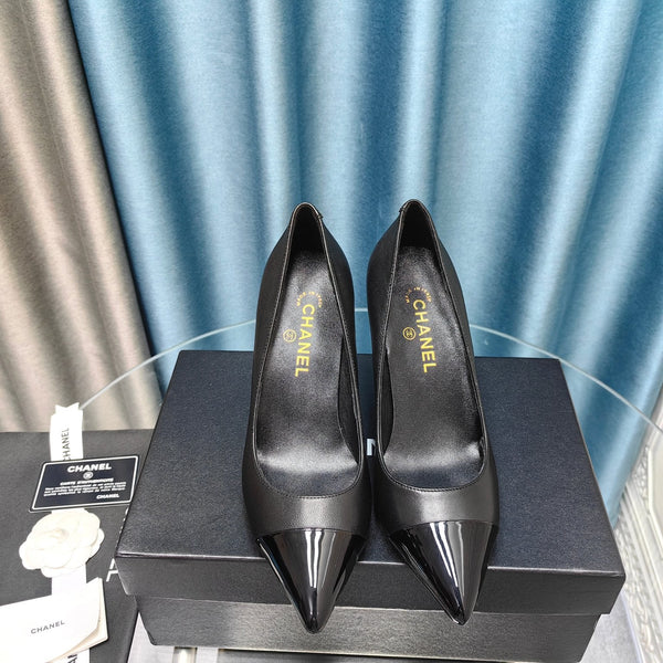 Chanel 26 Pointed Toe 85mm Pearl Black in Cowhide 712803