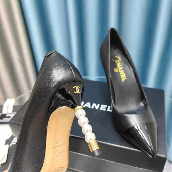 Chanel 26 Pointed Toe 85mm Pearl Black in Cowhide 712803