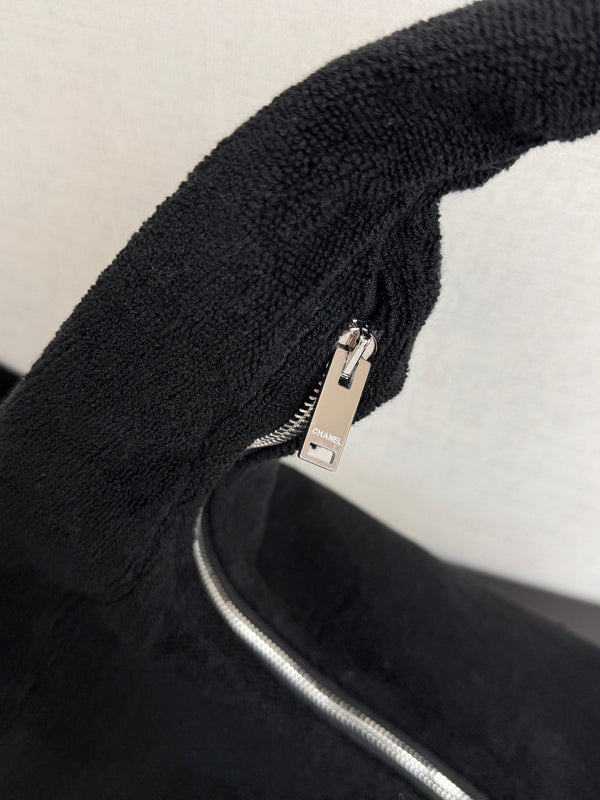 Chanel 2026 Beach Bag 60 Black in Cotton