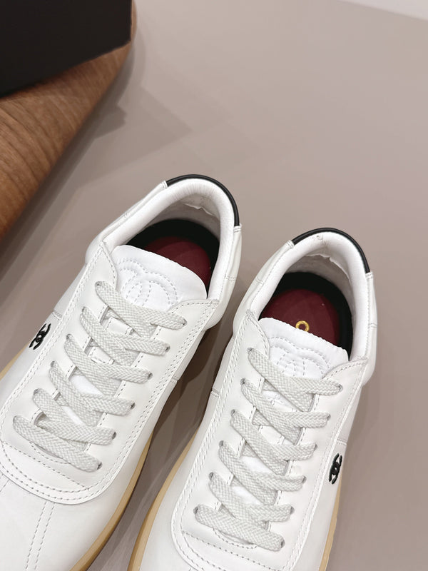 Chanel 26 Round Toe Platform Casual Shoes White in Cowhide 739425