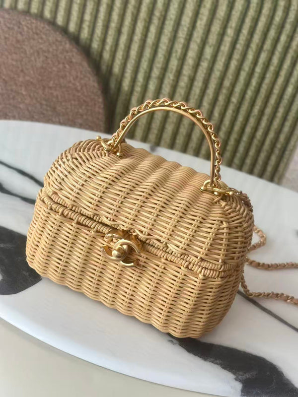 Chanel 26c Vanity Case 19.5cm Straw Color in Woven Rattan