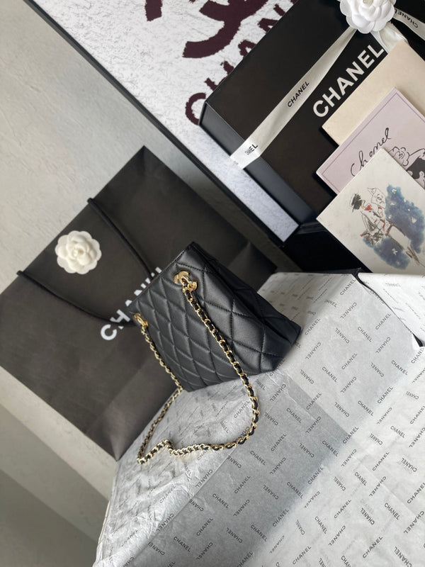 Chanel 26 Small Shopping Bag 24.5 Black in Lambskin