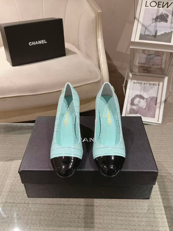 Chanel 26 Pumps Pearl Heel 80mm Turquoise in Calfskin 739573