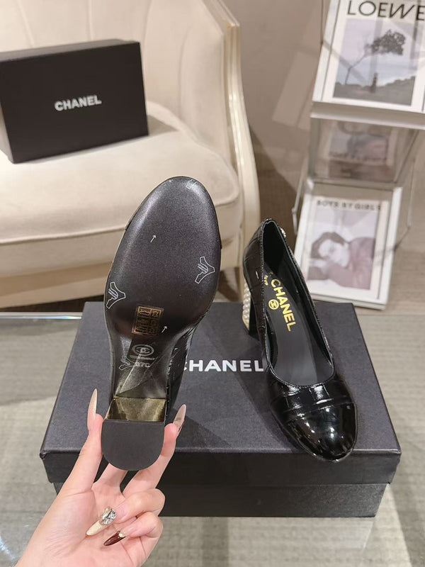Chanel 26 Pumps Pearl Heel 80mm Black in Calfskin 739574