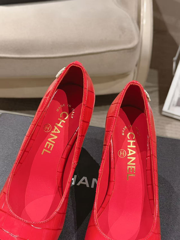 Chanel 26 Pumps Pearl Heel 80mm Red in Calfskin 739575