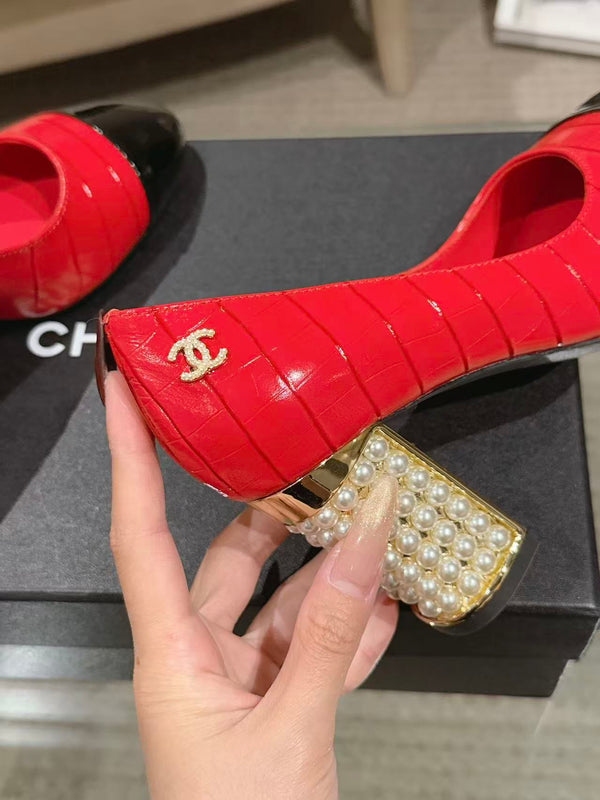 Chanel 26 Pumps Pearl Heel 80mm Red in Calfskin 739575