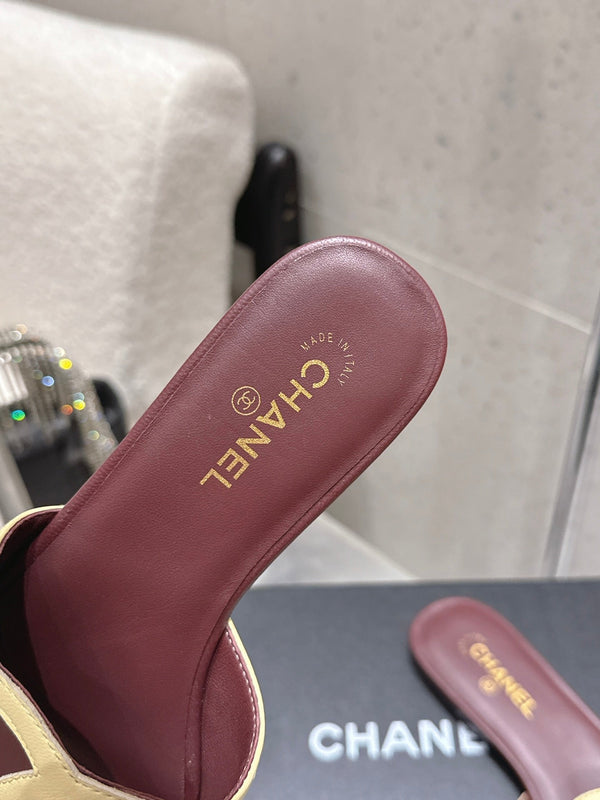 Chanel Double C Flat Slip-on Sandals Burgundy in Lambskin 740707