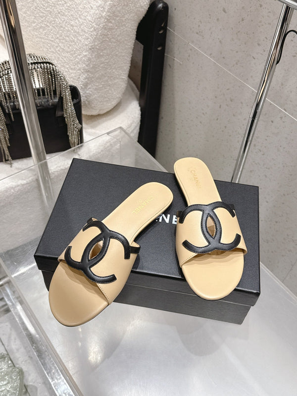 Chanel Double C Flat Slip-on Sandals Beige in Lambskin 740706