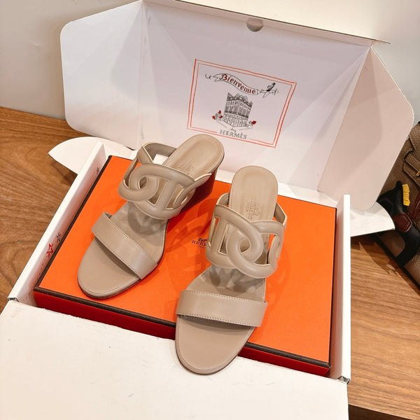 Hermès Sandal 60 Beige in Calfskin 743968