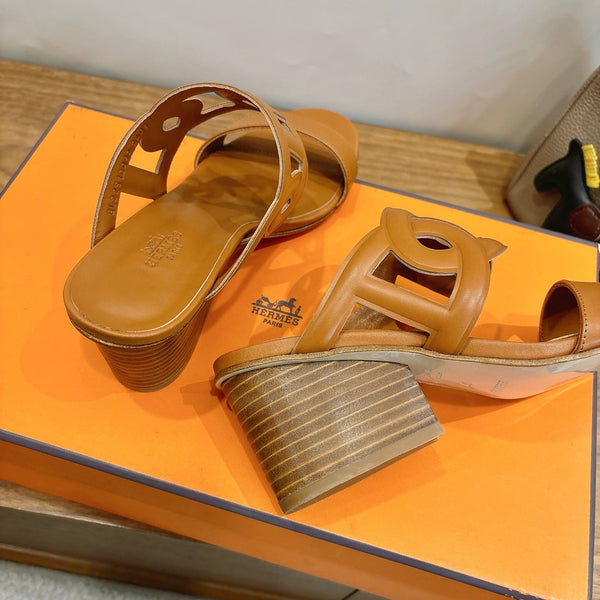 Hermès Sandal 60 Brown in Calfskin 743969