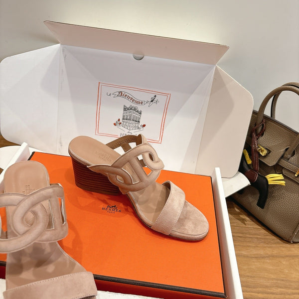 Hermès Sandal 60 Beige in Suede 743970