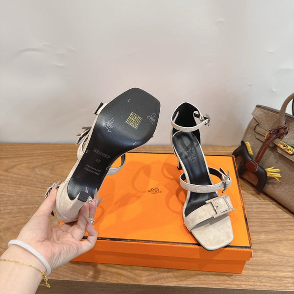 Hermès Liv Sandal 10.5 Beige in Deerskin 744075