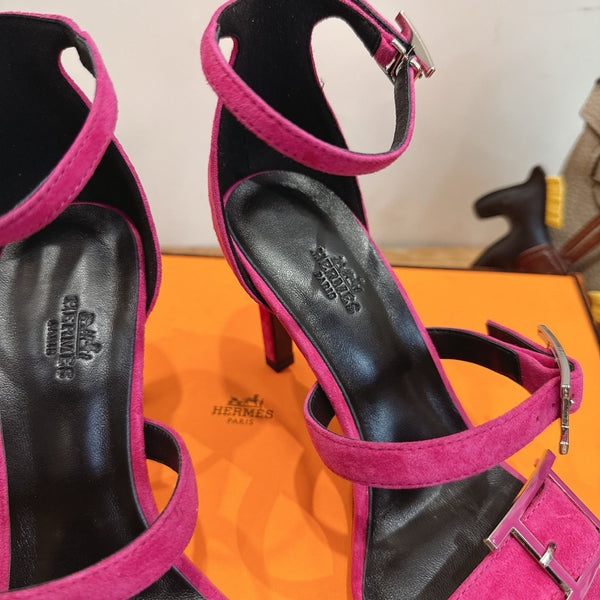 Hermès Liv Sandal 10.5 Pink in Deerskin 744076