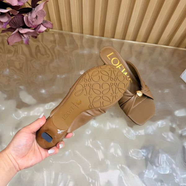Loew Pebble Soft Sandal 55 Brown in Sheepskin 749416