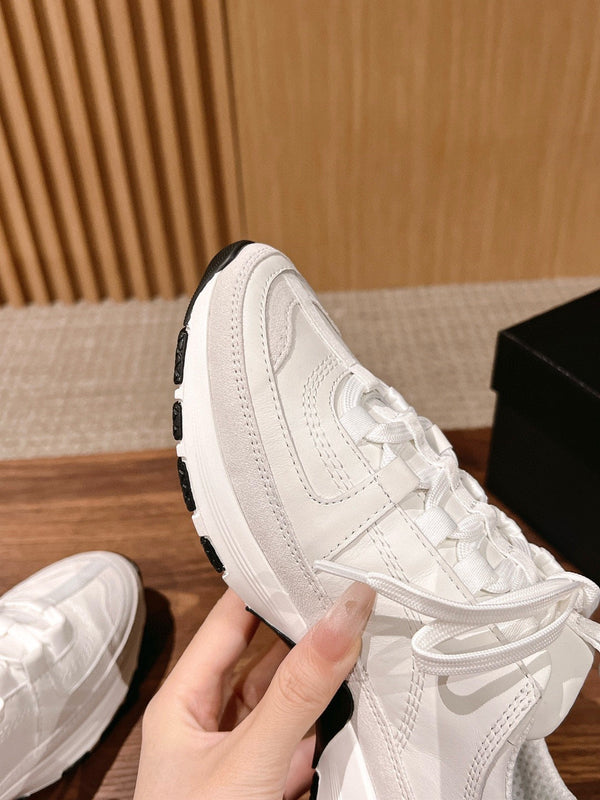 CC Sneaker White in Leather 753931