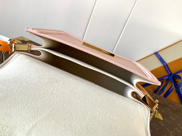 LV Dauphine Bag Light Pink in Cowhide 286674