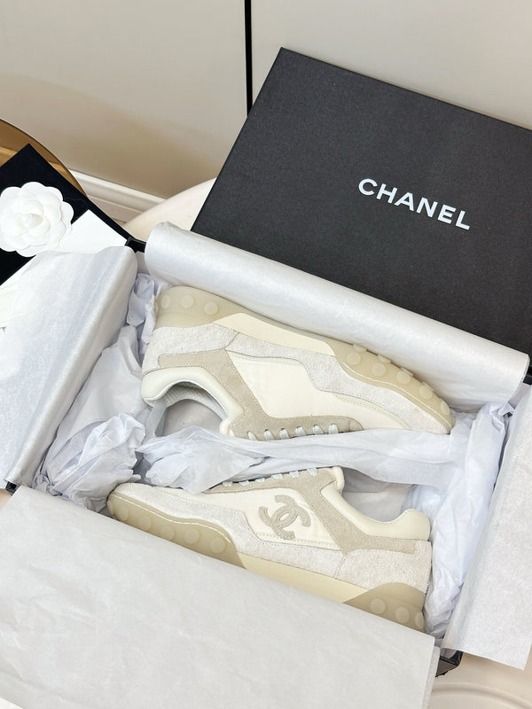 CC 26S Baseball Shoes Ivory in Suede and cotton Panels 771239