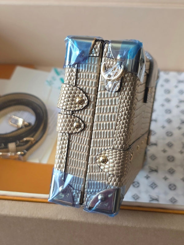 LV Petite Malle Bag 20cm Gold in Crocodile-pattern Cowhide 287741